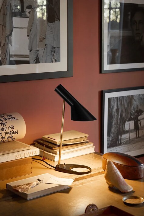 Louis Poulsen lampa stołowa ze stali AJ Mini Table Lamp 5744171876