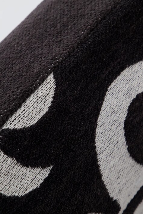 House Doctor poszewka dekoracyjna na poduszkę bawełniana HDAmici 60 x 40 cm kolor czarny 900001415