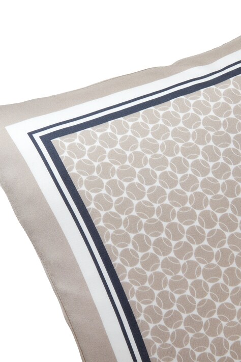 Lacoste Poszewka na poduszkę dekoracyjna z jedwabiem LTENNISB Beige 45 x 45 cm 1074729