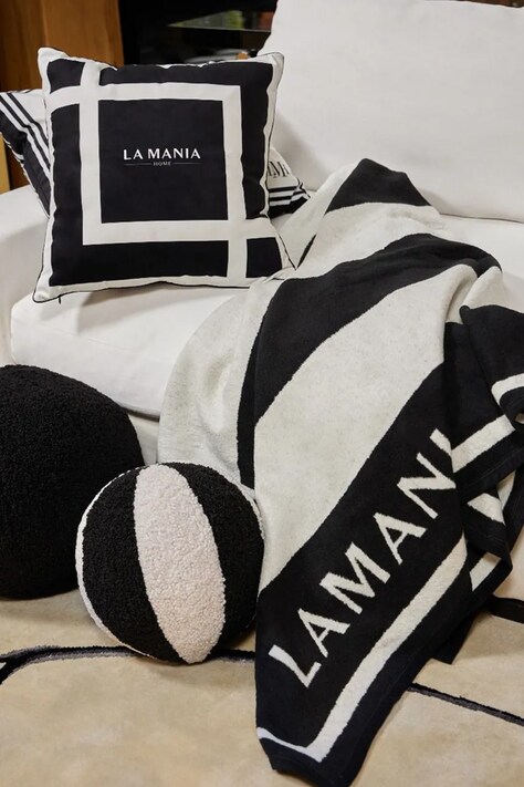 La Mania koc z bawełną Lari Stripes 150 x 200 cm kolor multicolor