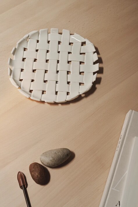 Декоративна тарілка ferm LIVING Plait Platter — AA00-SEU05F, білий — фото 2