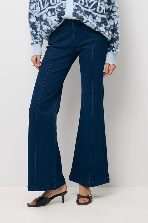 BIZUU jeansy flare damskie BELINNA granatowe BELINNA GRANATOWY