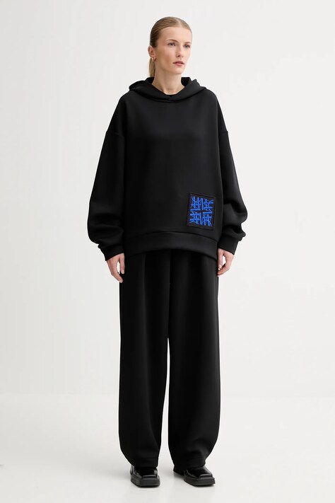 MMC STUDIO spodnie dresowe damskie kolor czarny gładkie VERITE.SWEATPANTS