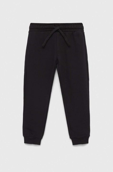 United Colors of Benetton spodnie dresowe bawełniane dziecięce kolor czarny gładkie