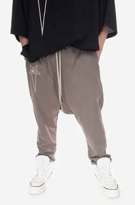 Champion pantaloni de trening din bumbac culoarea gri, cu imprimeu CM02C9244-DUST