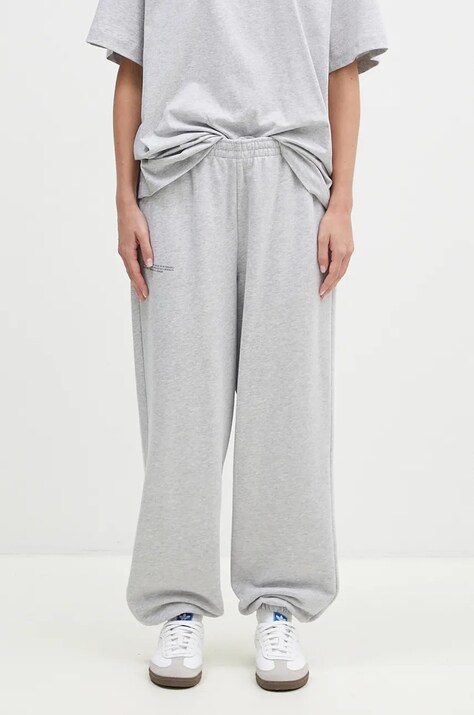 Bavlnené tepláky Pangaia šedá farba, jednofarebné