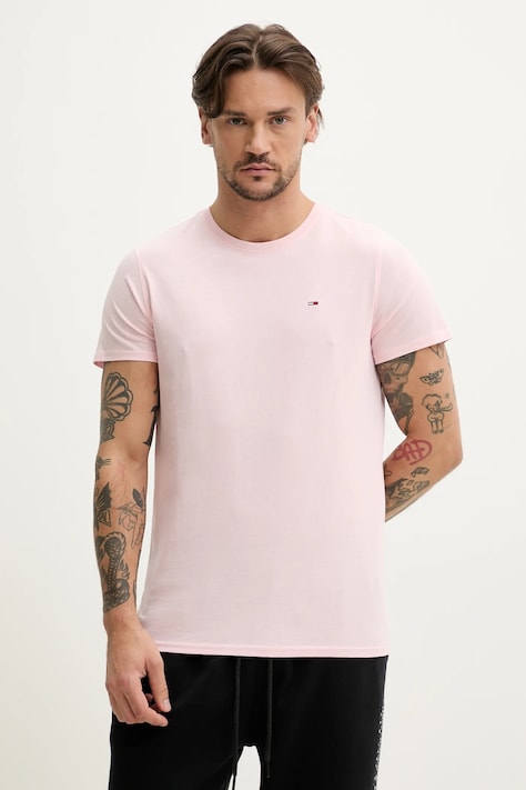 Памучна тениска Tommy Jeans в розово с изчистен дизайн DM0DM04411