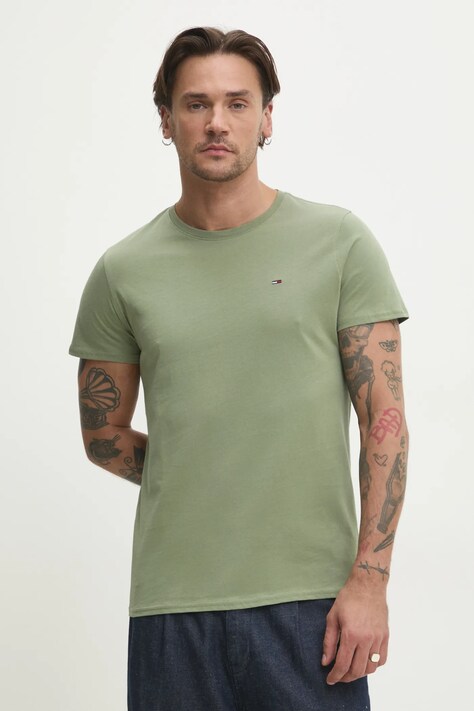 Bavlněné tričko Tommy Jeans zelená barva, DM0DM04411