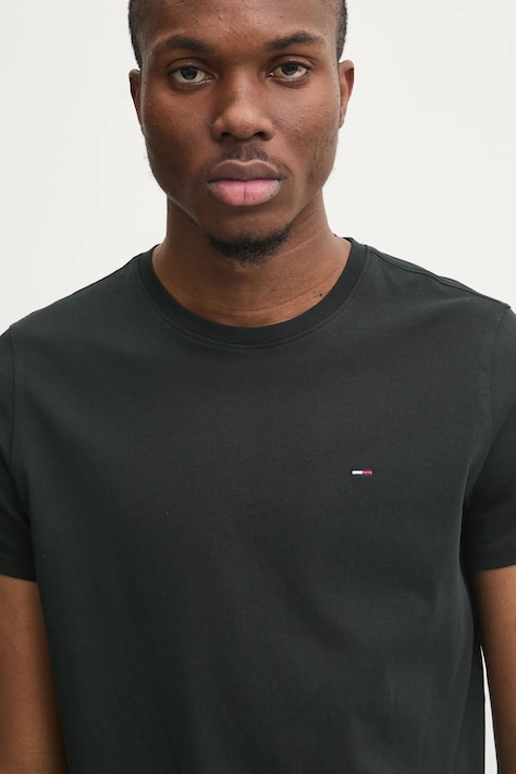 Tommy Jeans tricou din bumbac barbati, culoarea negru, neted, DM0DM04411
