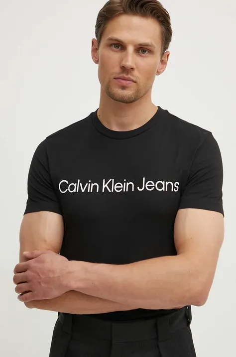 Хлопковая футболка Calvin Klein Jeans мужская цвет чёрный с принтом J30J322552