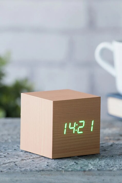 Gingko Design zegar stołowy Cube Click Clock kolor żółty