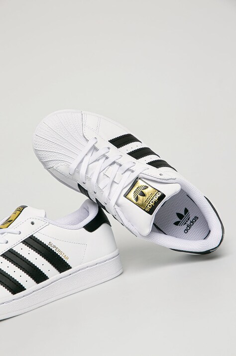 adidas Originals - Дитячі шкіряні кросівки Superstar FU7714 — фото 3