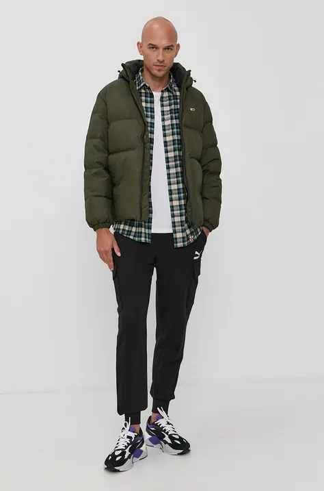 Páperová bunda Tommy Jeans pánska, zelená farba, zimná