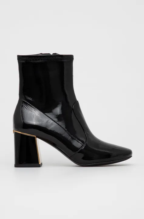 Δερμάτινες μπότες Tory Burch γυναικείες, χρώμα: μαύρο