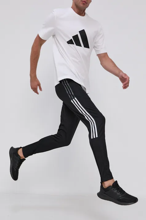 Панталон adidas Performance GH7305 мъжки в черно с апликация