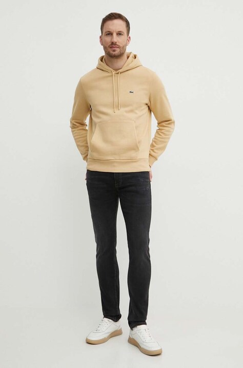 Суичър Lacoste в бежово с качулка с изчистен дизайн
