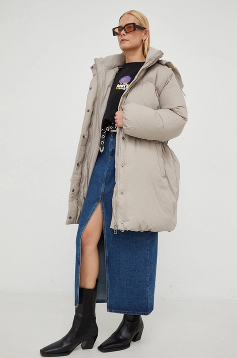 Páperová bunda Levi's dámska, šedá farba, zimná, oversize