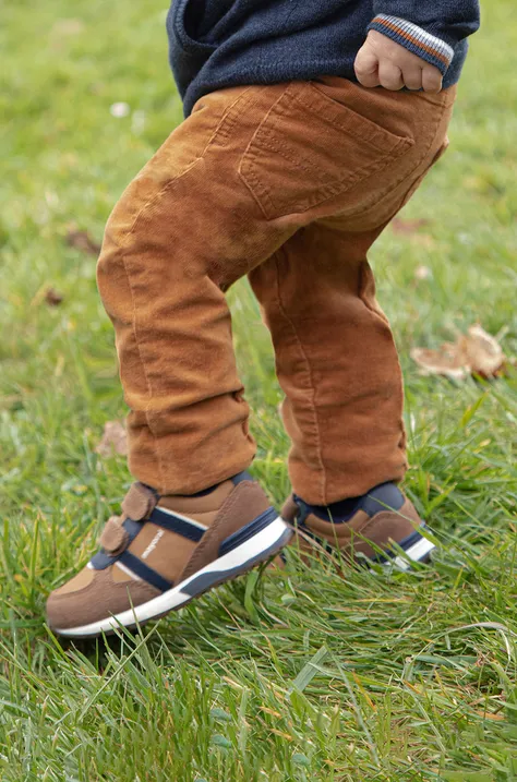 Дитячі шкіряні туфлі Mayoral колір коричневий