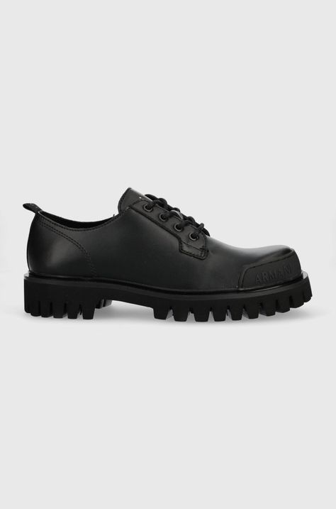 Половинки обувки Armani Exchange в черно