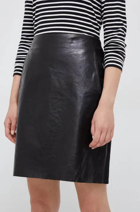 Suknja Calvin Klein boja: crna, mini, ravna