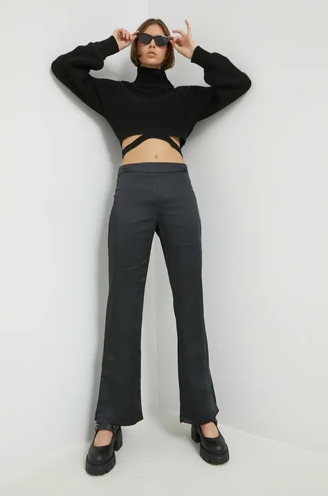Only pantaloni femei, culoarea negru, evazati, medium waist