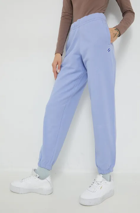 Памучен спортен панталон Superdry в лилаво с изчистен дизайн