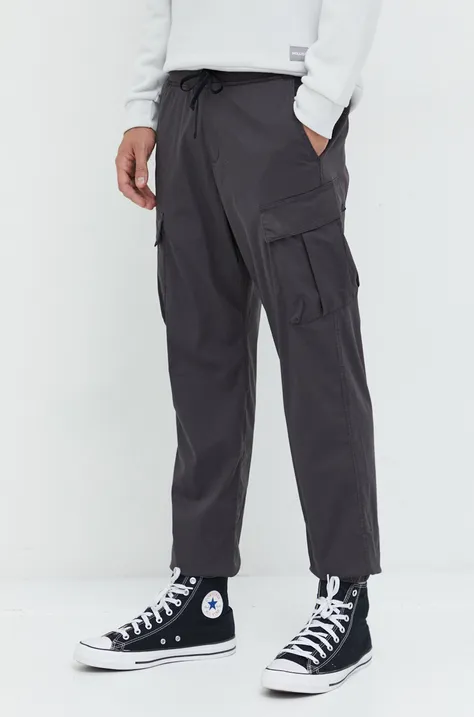 Панталони Abercrombie & Fitch в сиво