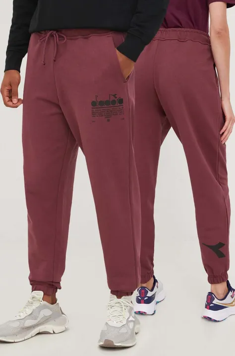Diadora spodnie dresowe bawełniane kolor fioletowy z nadrukiem