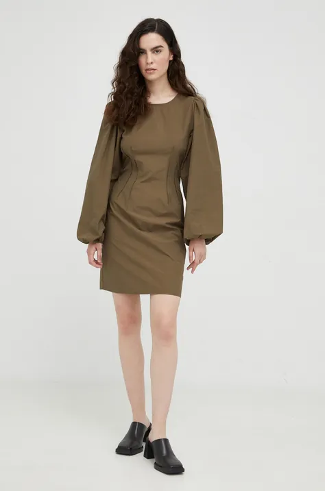 Платье Gestuz цвет коричневый mini облегающее