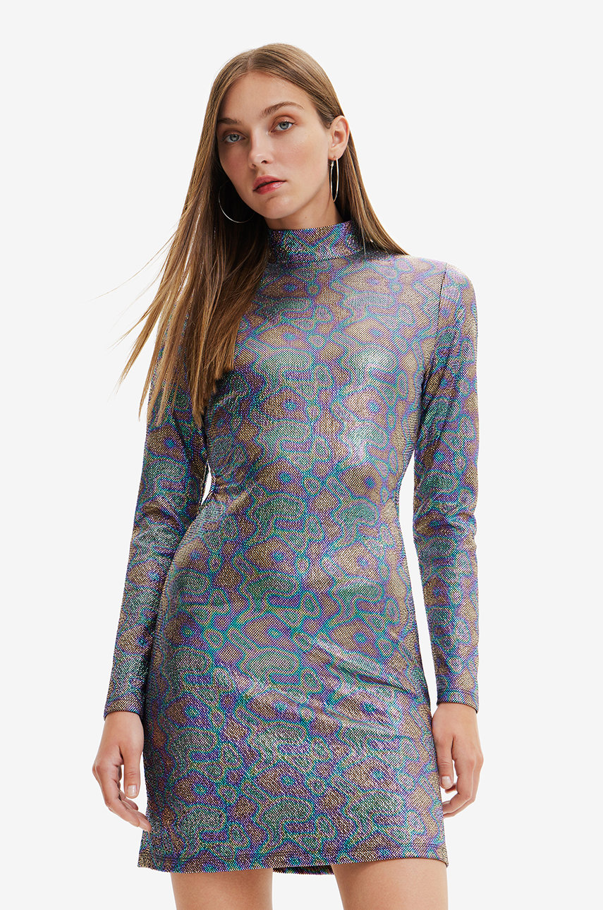 aty Desigual ern barva, mini