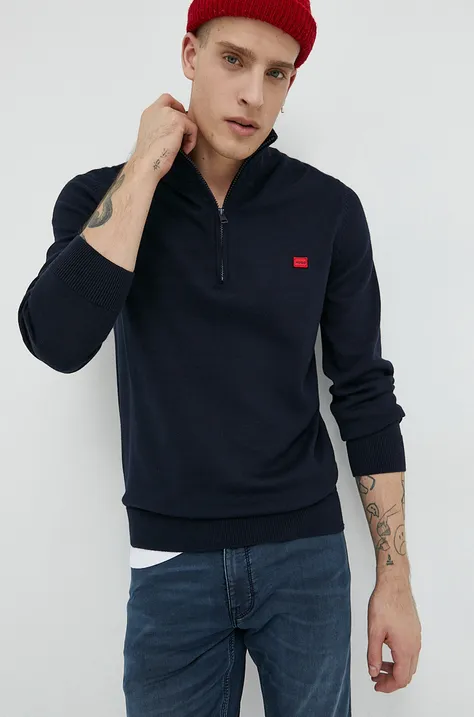 Бавовняний светер HUGO чоловічий колір синій легкий півгольф