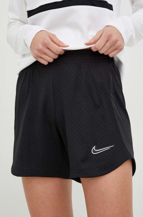 Nike edzős rövidnadrág