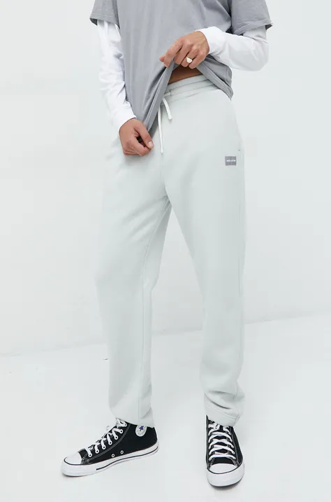 Спортен панталон Hollister Co. с изчистен дизайн