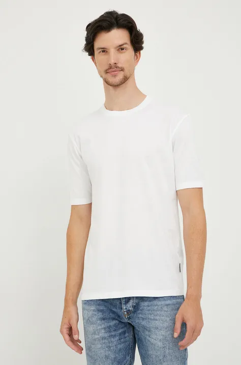 Памучна тениска Sisley в бяло с изчистен дизайн