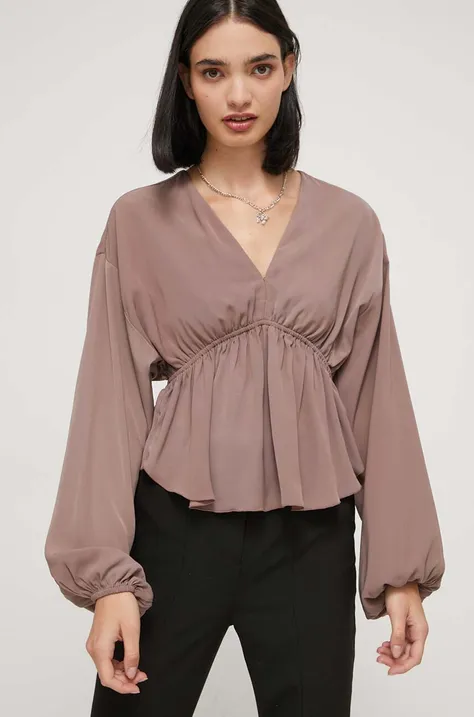 Блуза Abercrombie & Fitch в кафяво с изчистен дизайн