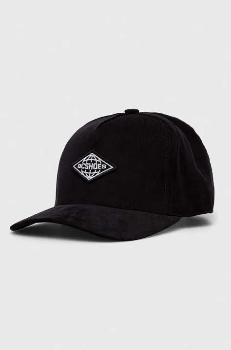 DC czapka z daszkiem bawełniana kolor czarny z aplikacją