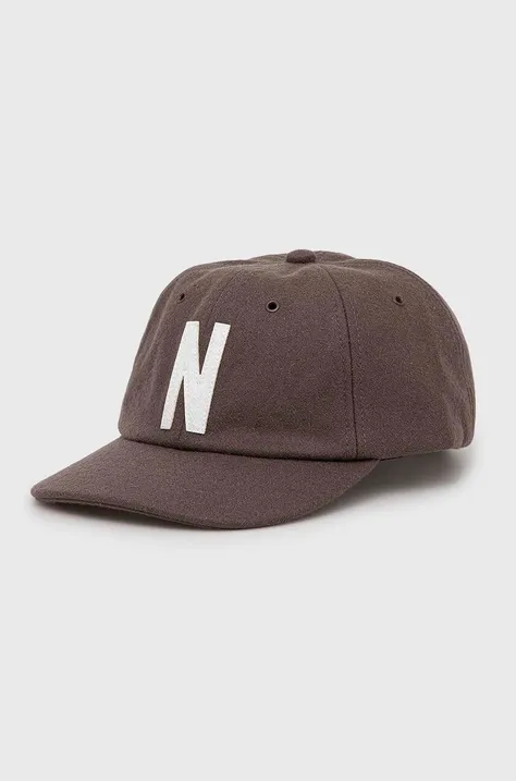 Vlnený šilt Norse Projects Wool Sports Cap N80.0038.2067, hnedá farba, s nášivkou