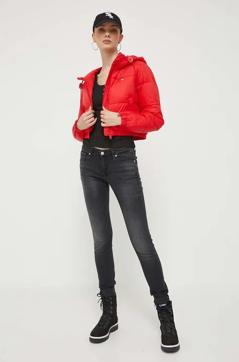 Tommy Jeans kurtka damska kolor czerwony zimowa