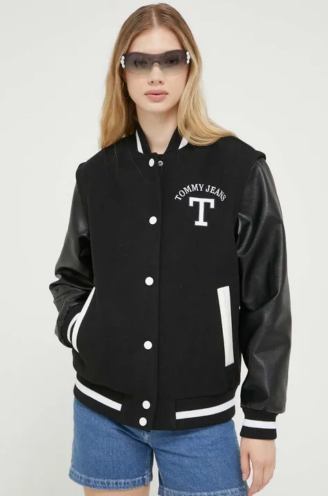 Tommy Jeans kurtka bomber z domieszką wełny kolor czarny przejściowa