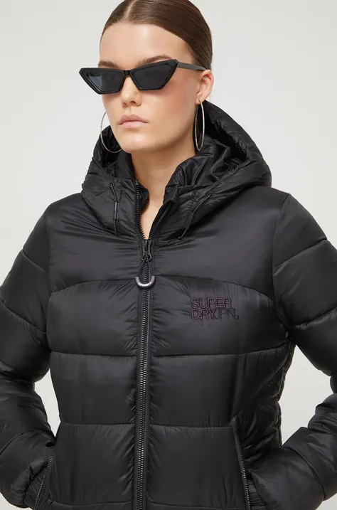 Куртка Superdry жіноча колір чорний зимова