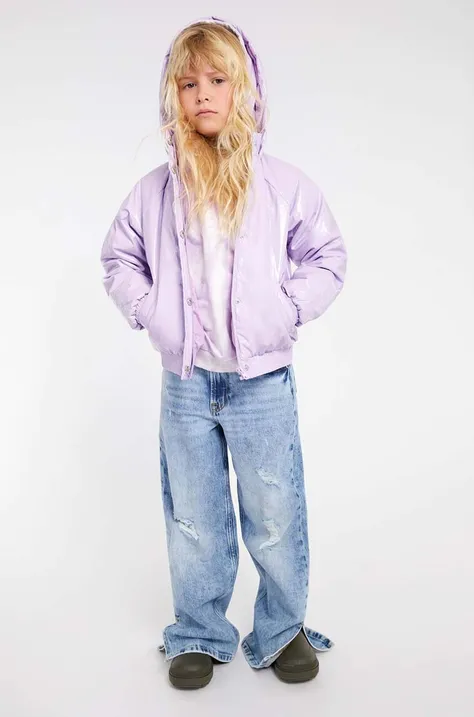 Otroška jakna Guess vijolična barva
