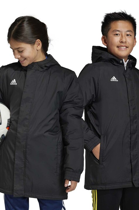 Яке adidas Performance в черно