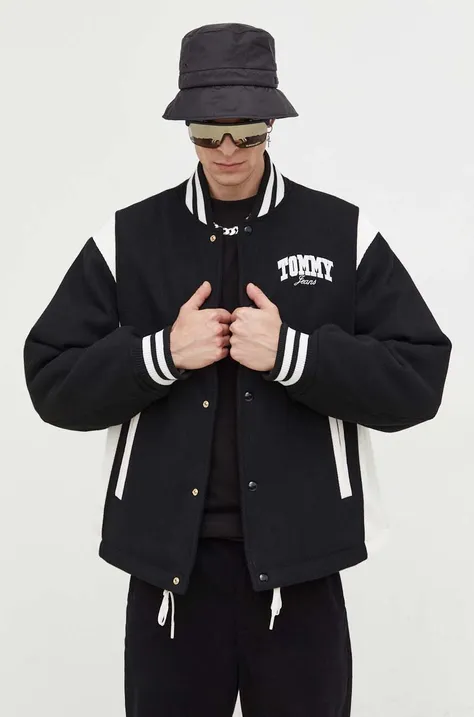 Tommy Jeans kurtka bomber z domieszką wełny kolor czarny przejściowa