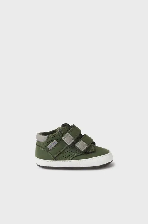 Βρεφικά παπούτσια Mayoral Newborn χρώμα: πράσινο