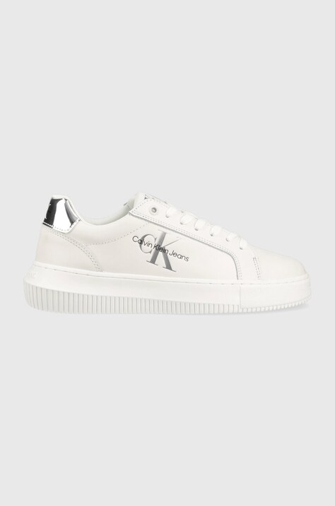 Kožené tenisky Calvin Klein Jeans CHUNKY CUPSOLE MONO LTH WN bílá barva, YW0YW01224