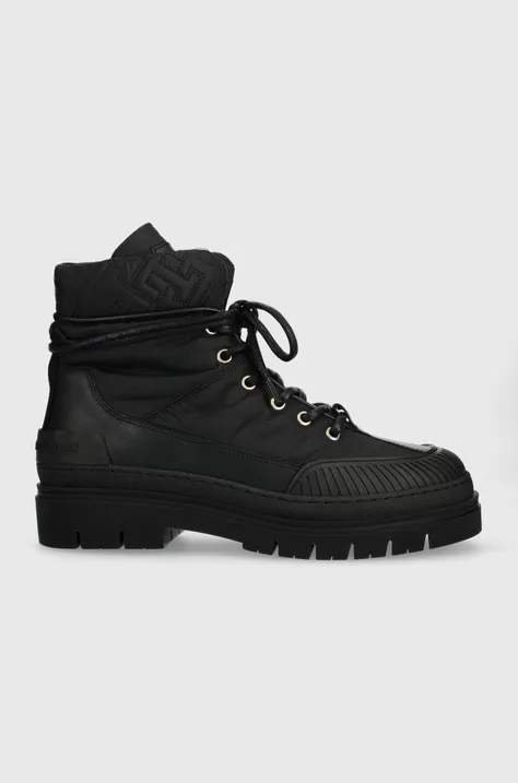 Členkové topánky Tommy Hilfiger TH MONOGRAM OUTDOOR BOOT dámske, čierna farba, na plochom podpätku, zateplené, FW0FW07502