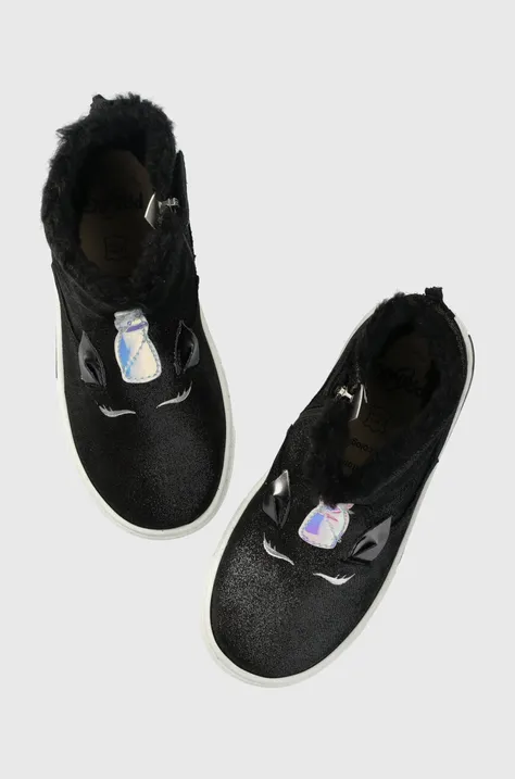 Δερμάτινα παιδικά κλειστά παπούτσια Primigi χρώμα: μαύρο