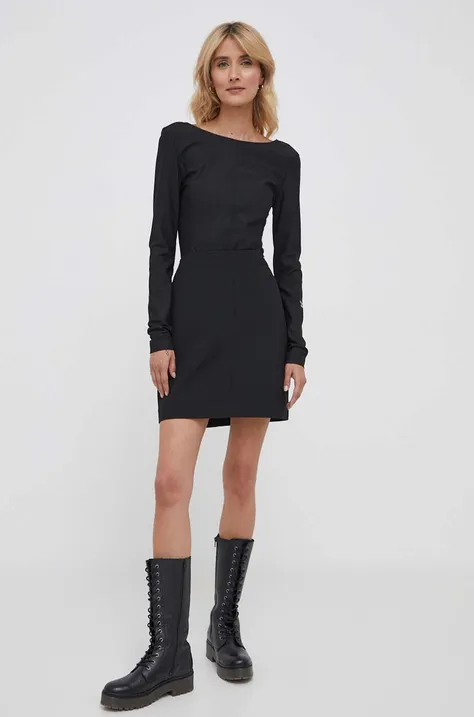 Sukňa Calvin Klein čierna farba, mini, puzdrová