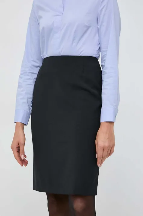 Vunena suknja BOSS boja: crna, mini, pencil