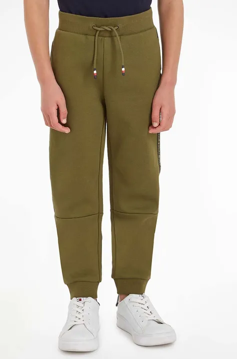 Детские спортивные штаны Tommy Hilfiger цвет зелёный с аппликацией